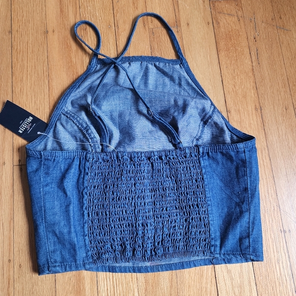 Hollister blue jean cropped top size XS new - Picture 2 of 7